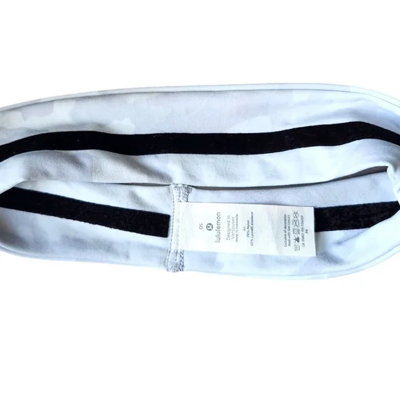 Lululemon Fly Away Tamer Headband Incognito Camo Alpine White Multi - Picture 4 of 5